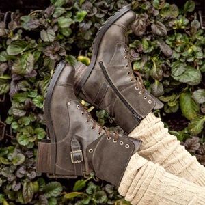 Taos Crave Leather Utility Combat Heel Lace Up Olive Green Brown Women’s Boots